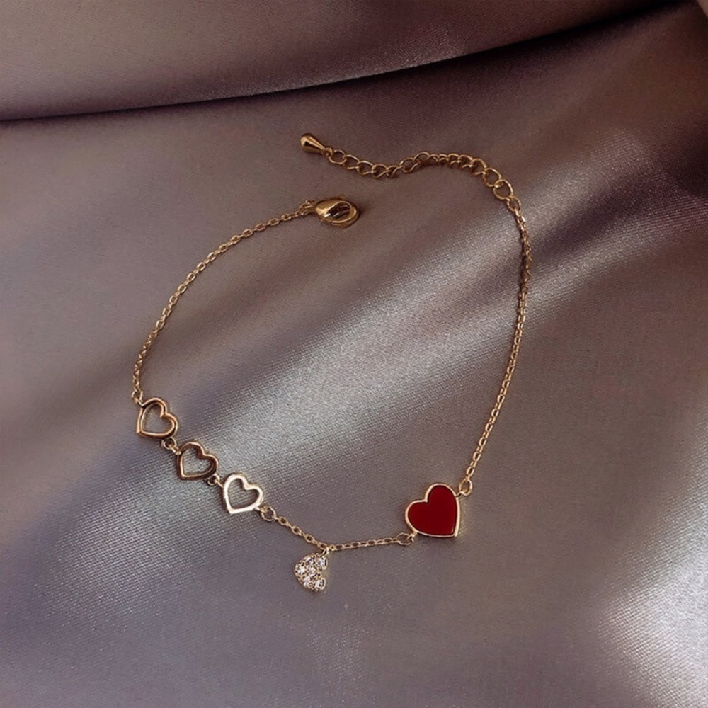*YUKA* Gold x Red Heart Shaped Fashion Charm Bracelet
